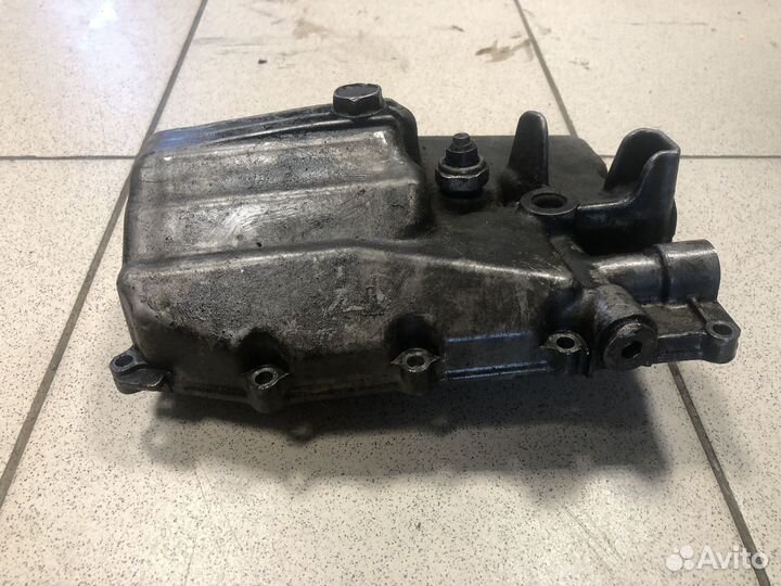 Поддон Двигателя Suzuki GSX-R