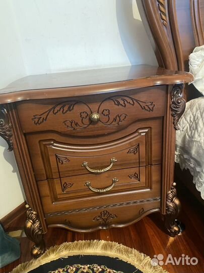 Спальный гарнитур