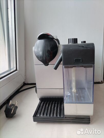 Кофемашина delonghi