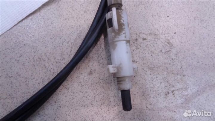 Трос лючка бензобака Peugeot 308 1 2007-2013