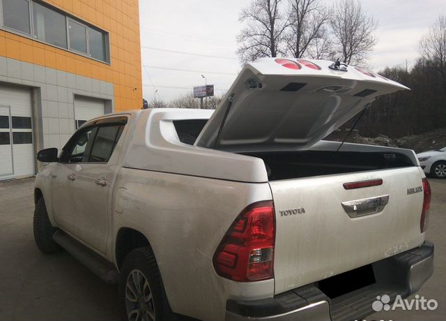 Крышка пластиковая GrandBox Тойота Хайлюкс 2015-23