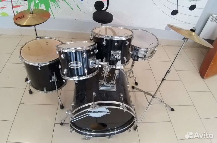 Ударная установка millenium с чехлами