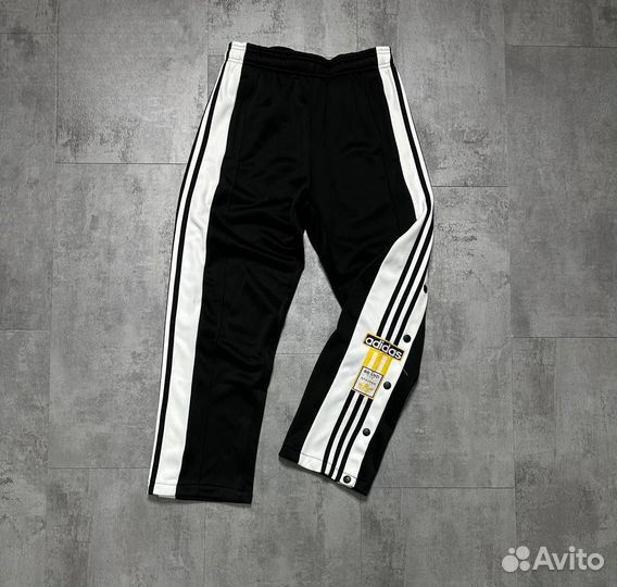 Спортивные штаны adidas adibreak