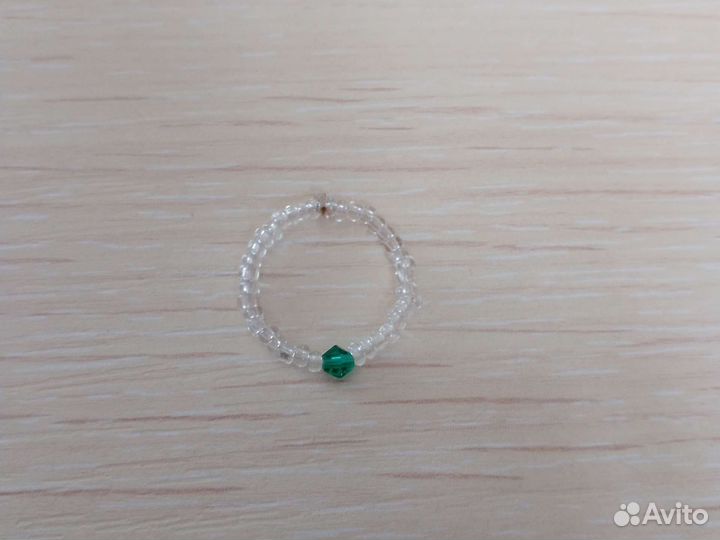 Кольцо из бисера