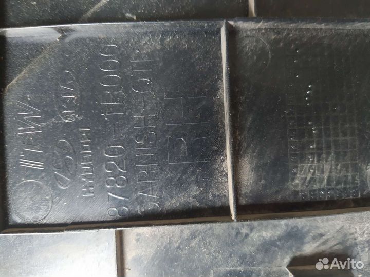 Накладка стекла задняя L R hyundai solaris 1