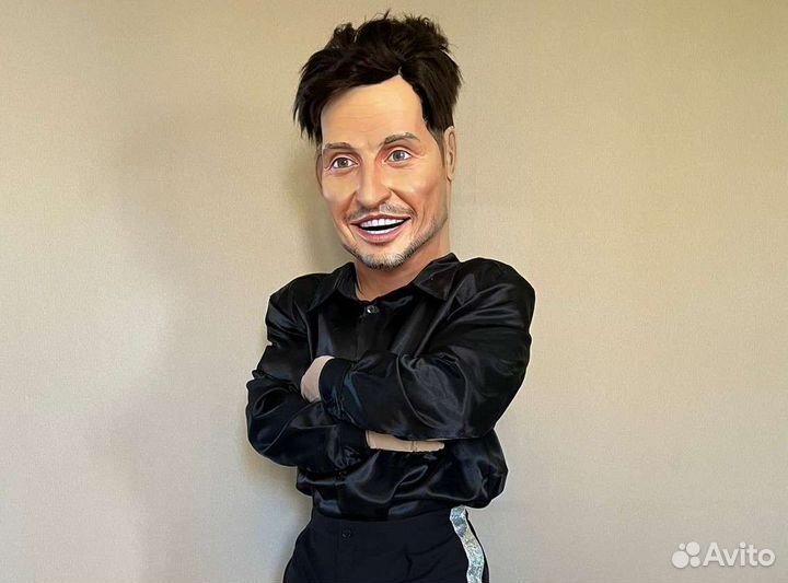 Поздравление от ростового красавца