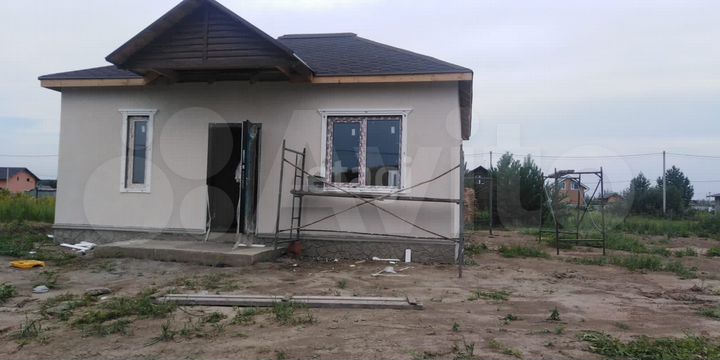 Дом 64 м² на участке 6 сот.