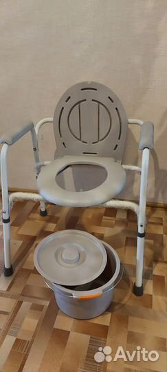 Санитарный стул туалет