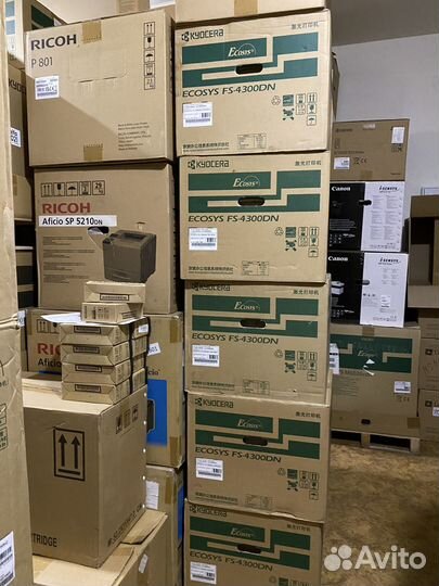 Новый ч/б принтер Kyocera FS4300DN в упаковке