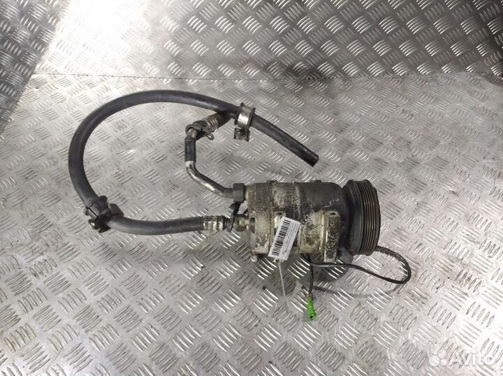 Компрессор кондиционера Audi 100 С4 2.3 (1993)