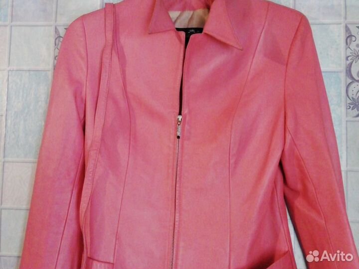 Куртки пальто