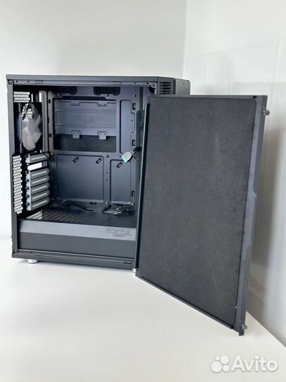 Корпус Fractal Design Define C