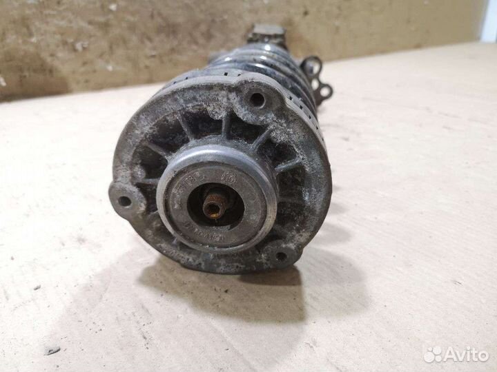 Передний левый амортизатор Bmw 7-Series F02