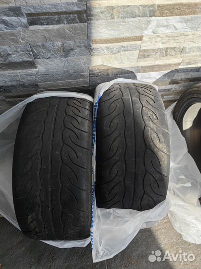 Yokohama Advan Neova AD08R 255/40 R18 95W