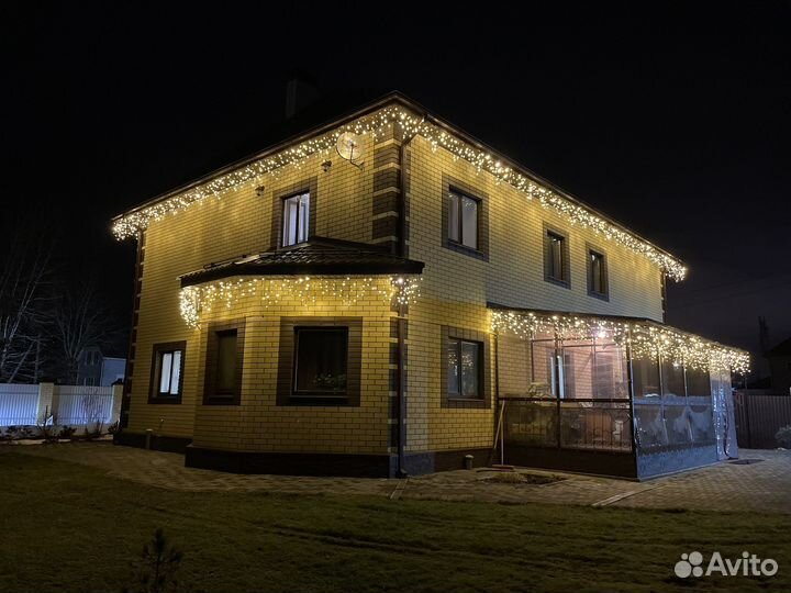 Постоянная, архитектурная подсветка зданий домов