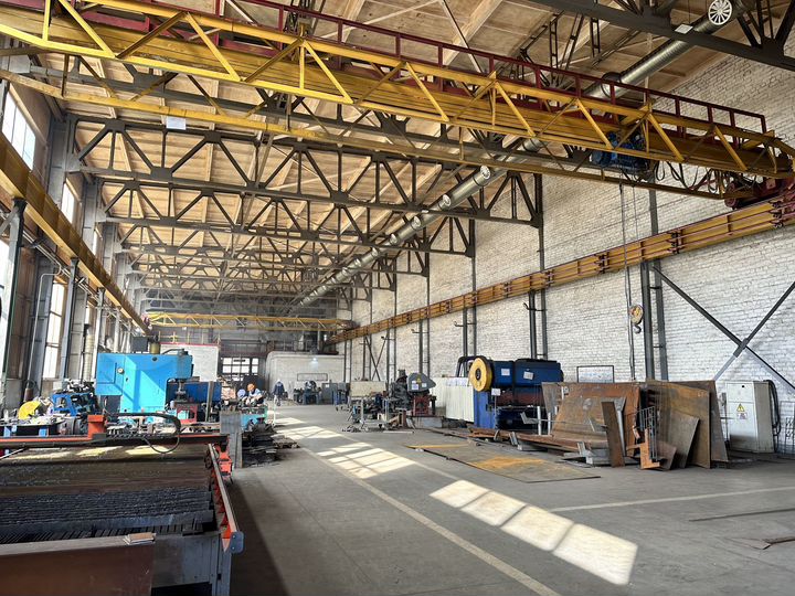 Производство, 6000 м²