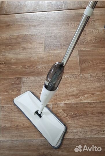 Швабра с распылителем новая