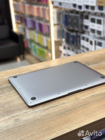 MacBook Air M1 8/256Gb Space Gray