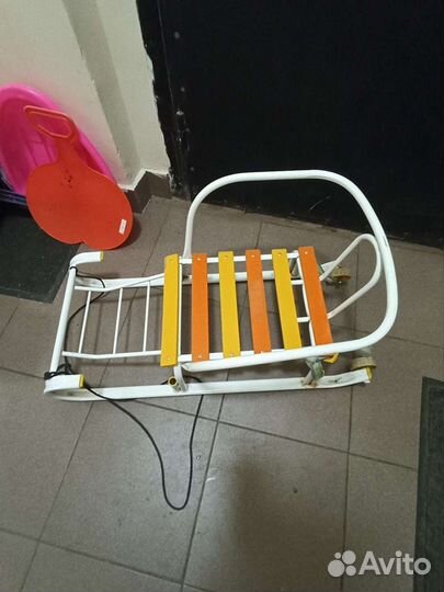 Детские санки с колесами