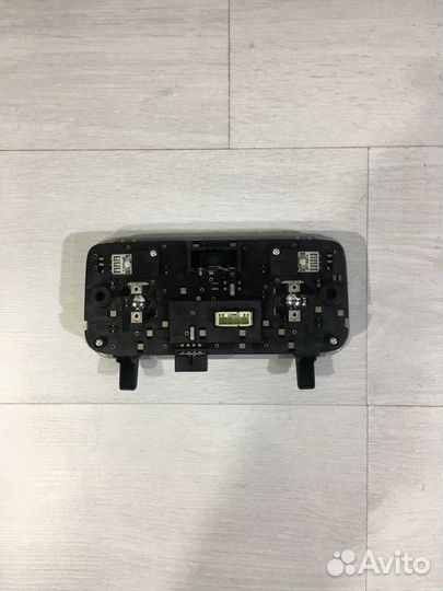 Плафон салонный hyundai solaris 2 1.4 мт седан