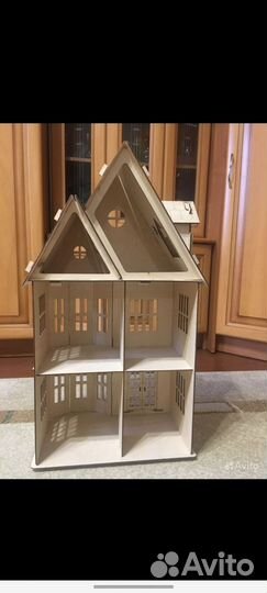 Домик кукольный
