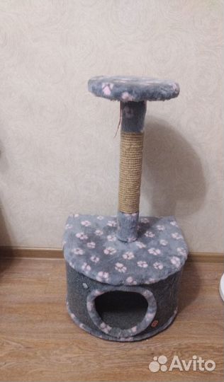 Домик для кошки с когтеточкой бу