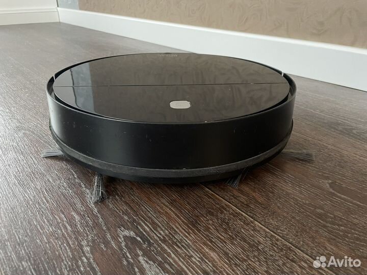Робот пылесос