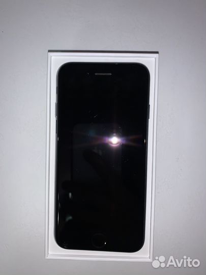 iPhone SE (2022), 128 ГБ