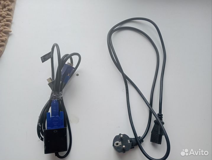 Монитор Samsung 22 Full HD