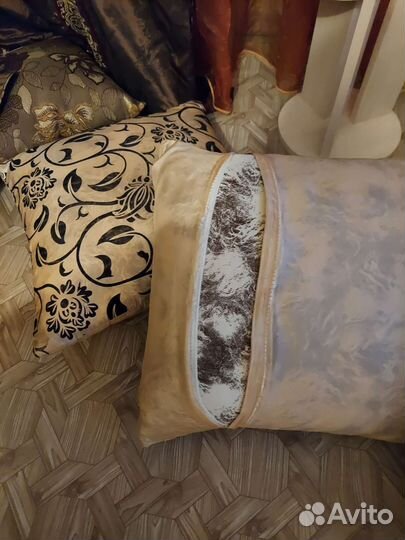 Декоративные подушки под кожу