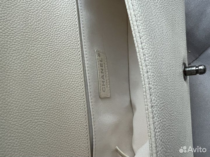 Сумка Chanel boy white 25 sm