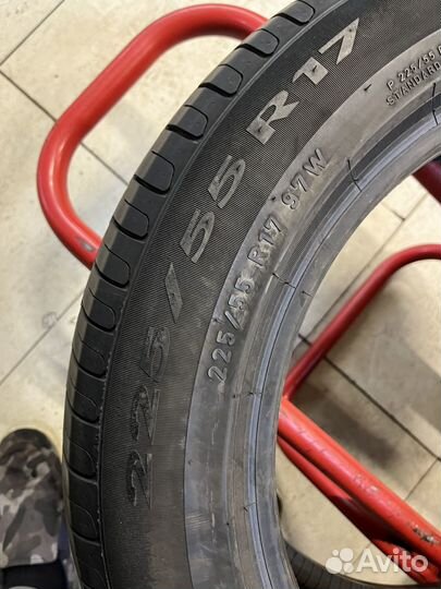 Pirelli Cinturato P7 225/55 R17