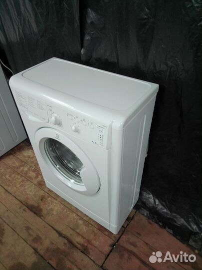 Стиральная машина indesit