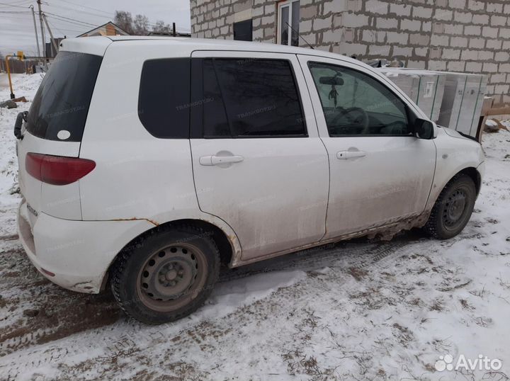 Mazda Demio 1.4 AT, 2002, 230 000 км