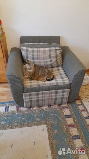 Диван раскладной и кресло