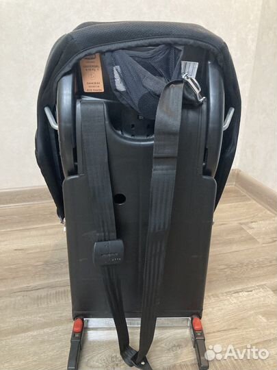 Автокресло chicco universe