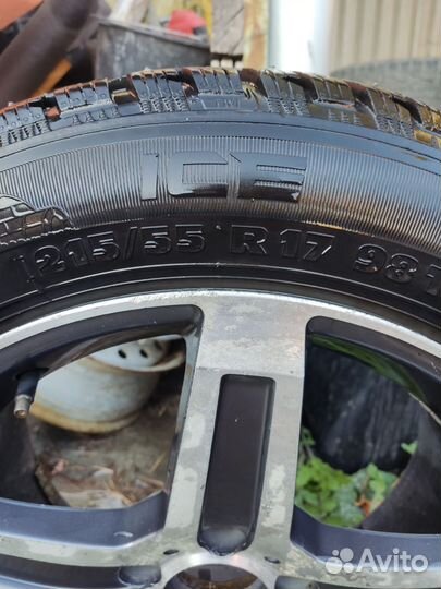 Tigar Ice 215/55 R17 98T