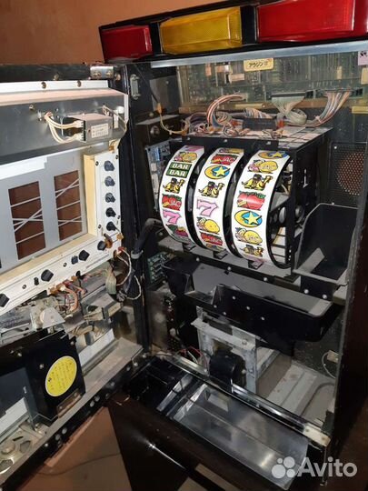 Игровой аппарат