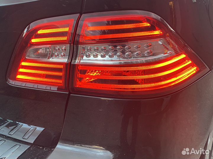 Задние фонари левая сторона