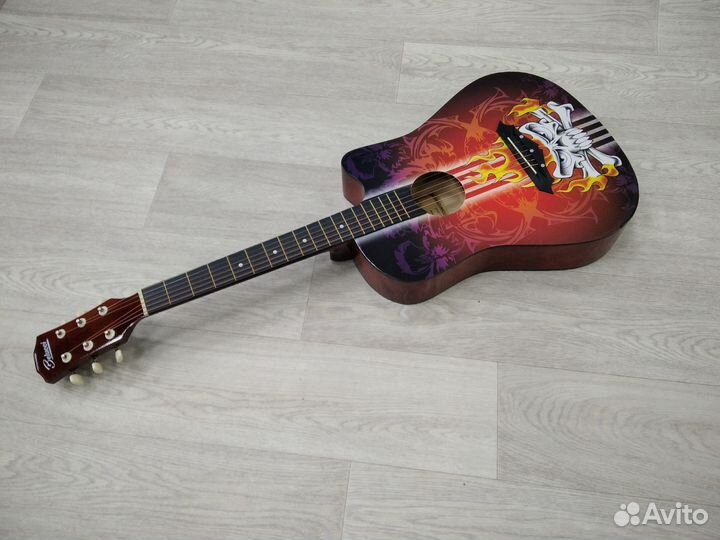 Акустическая гитара для начинающих