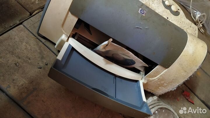 Принтер рабочий был, старый, донор на детали сойдё