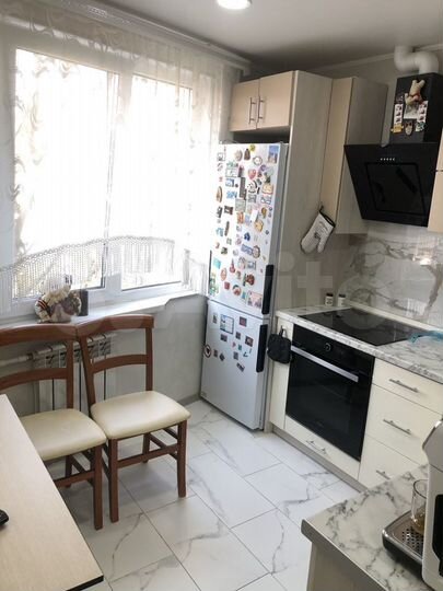 2-к. квартира, 60 м², 3/10 эт.