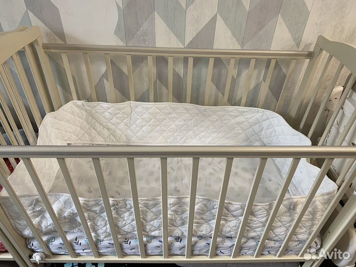 Бортики в детскую кроватку