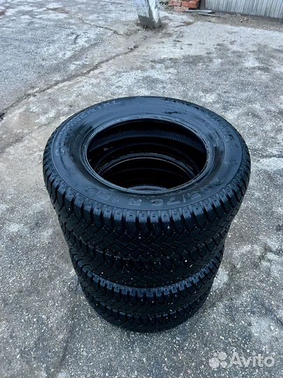 Continental ContiWinterViking 1 205/70 R15 98Q