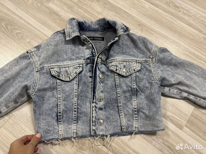 Джинсовая куртка для девочки 134-140