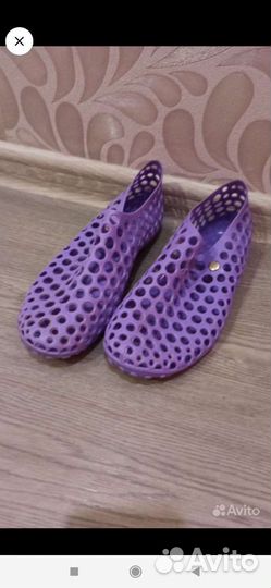 Шляпа от солнца, тапочки для моря