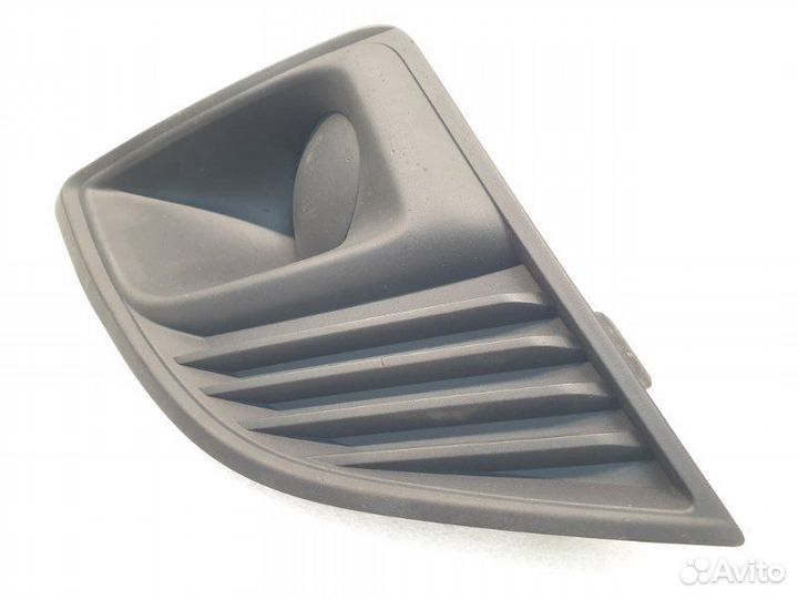 Решетка в бампер передняя правая Chevrolet Cruze