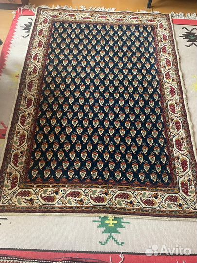 Ковер шерстяной