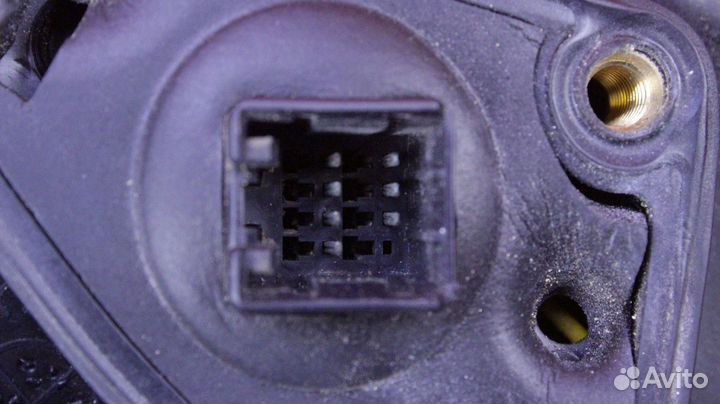 Зеркало заднего вида боковое правое Hyundai Avante