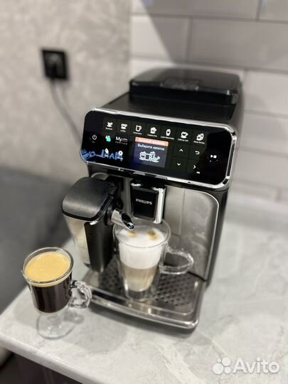Кофемашина Philips EP4346